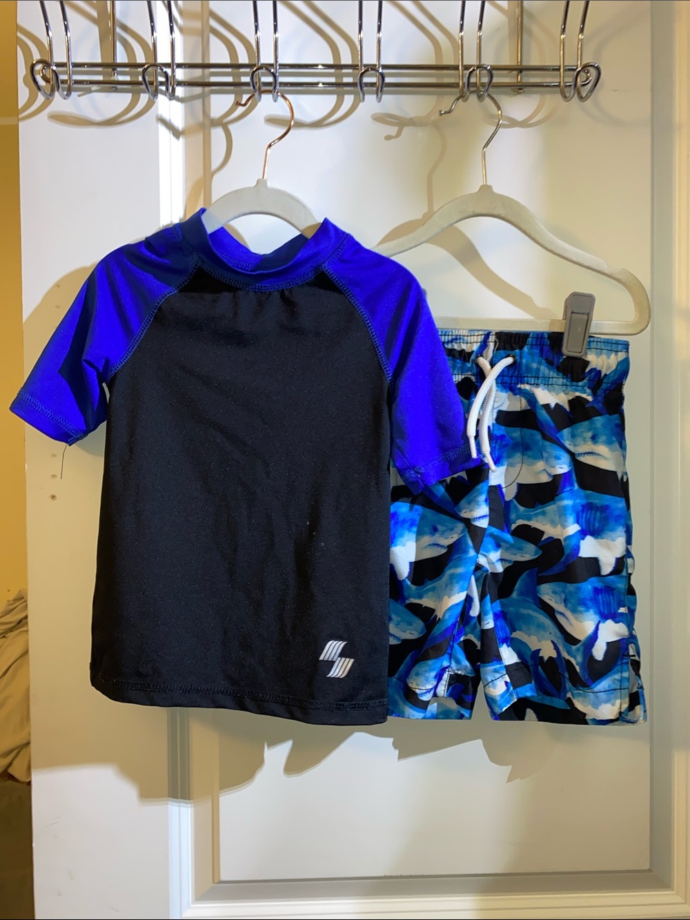 Boys Shark Swim Set Size 4 - Rash Guard & Trunks (2pc)